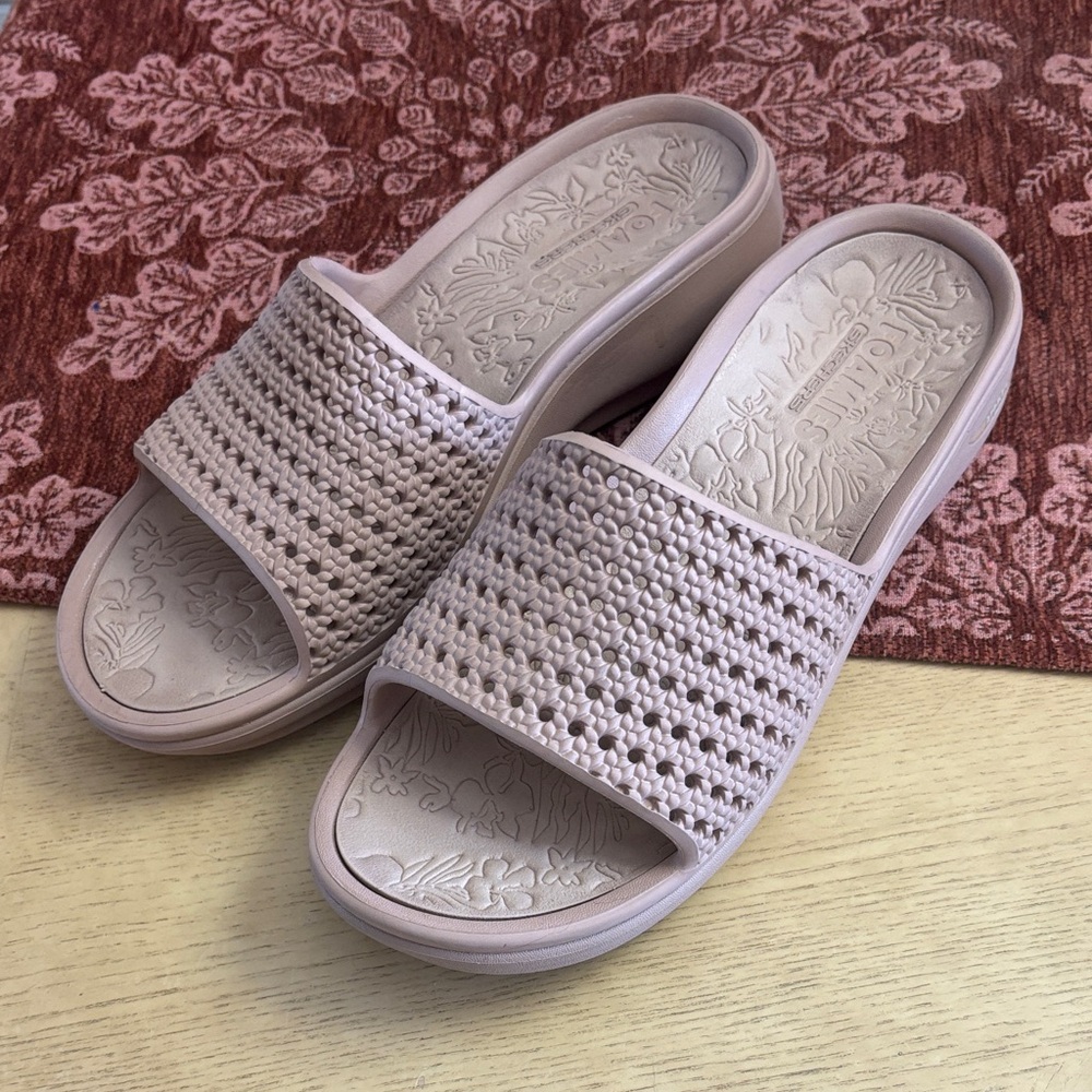 Skechers Blush Pink Woven Slide Sandals